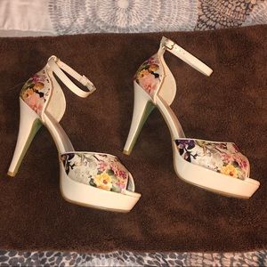 Floral platform heels